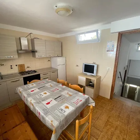 Antonaci 2 Holiday home *